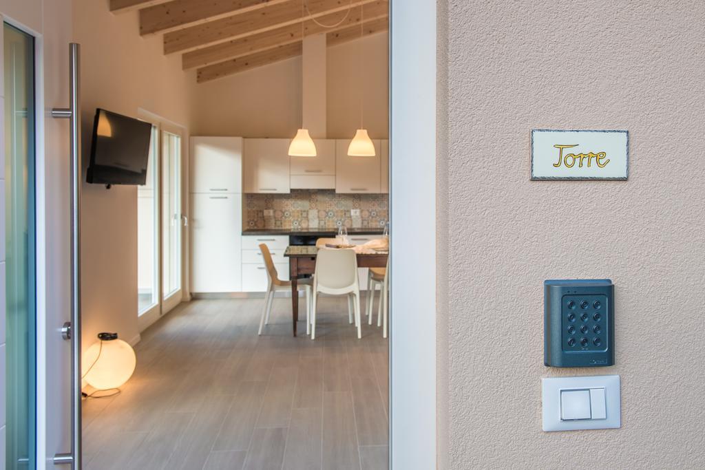 La Gazza Ladra Apartments - Garda Chill Out Drena エクステリア 写真