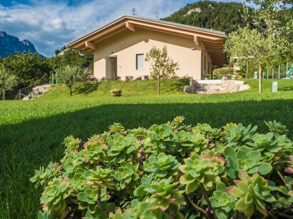 La Gazza Ladra Apartments - Garda Chill Out Drena エクステリア 写真